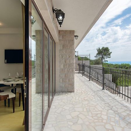 Adria Lux Apartments Sveti Stefan บุดวา ภายนอก รูปภาพ