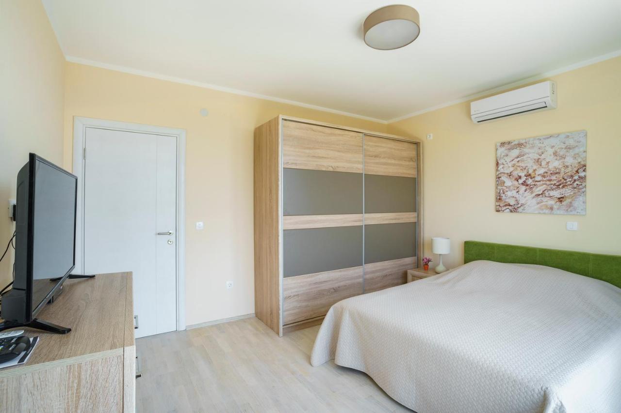 Adria Lux Apartments Sveti Stefan บุดวา ภายนอก รูปภาพ