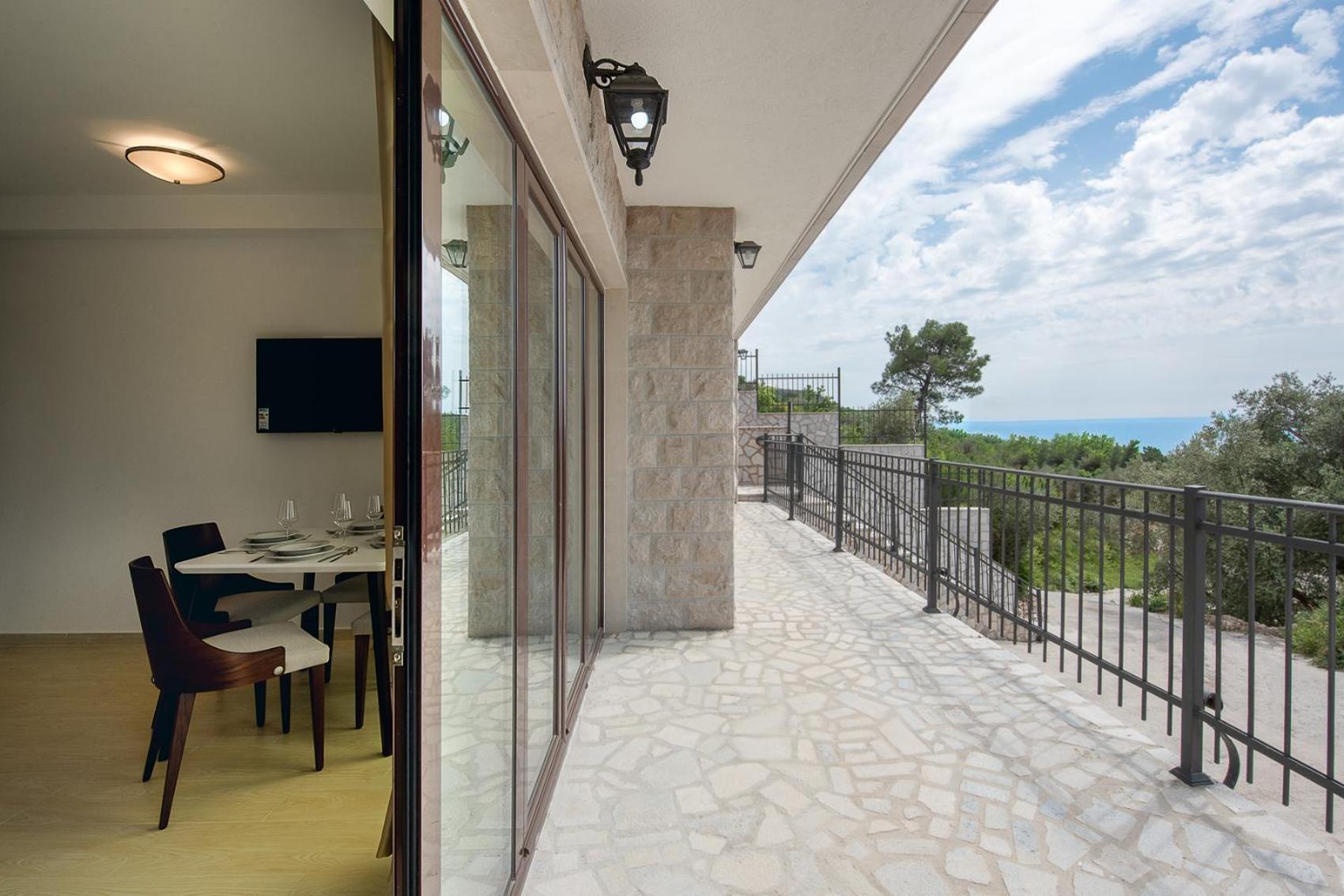 Adria Lux Apartments Sveti Stefan บุดวา ภายนอก รูปภาพ