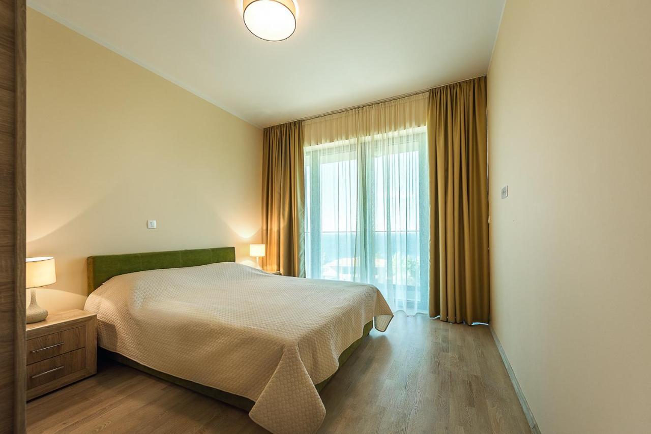 Adria Lux Apartments Sveti Stefan บุดวา ภายนอก รูปภาพ